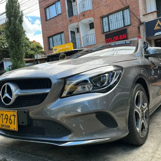 Mercedes-Benz Clase Cla 2019 1.6 Cla 180
