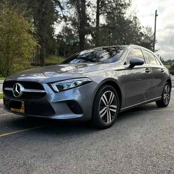 Mercedes-Benz A200 2022 1.4 A 200