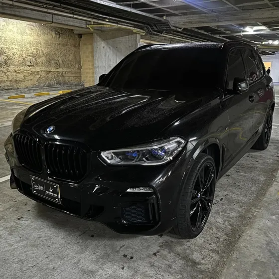BMW X5 2021 4.4 Xdrive50i