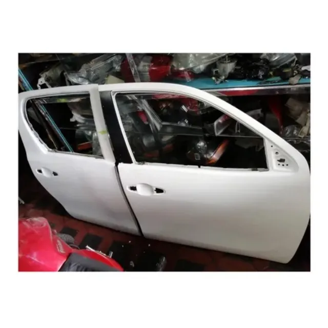 Puertas Derechas Toyota Hilux Dubai Usadas Original