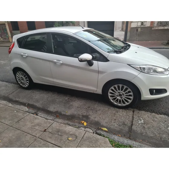 Ford Fiesta Kinetic 1.6 Se 120cv