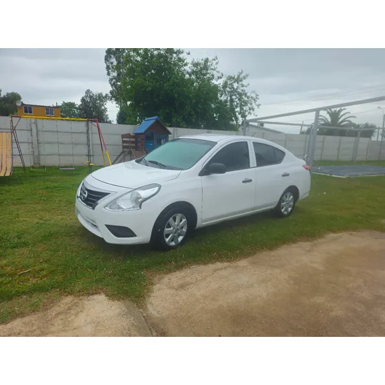 Nissan Versa 1.6 Drive