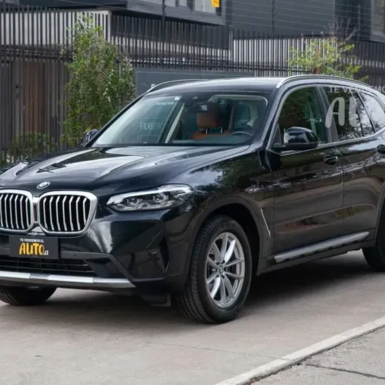 BMW X3 2024 2.0 Dynamic Lci 20i S-drive 4x2 At 5p 2024 en Vitacura - RM (Metropolitana) usado