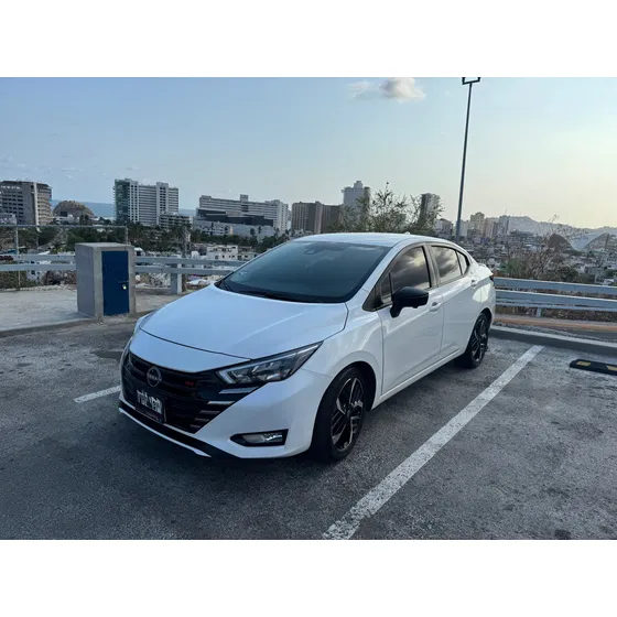 Nissan Versa 1.6 Sr Cvt