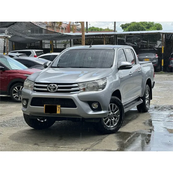 Toyota Hilux 2.8 Srx Dc 4x4 Tdi
