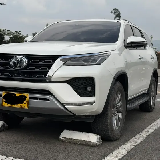 Toyota Fortuner 2022 Srv 2.4
