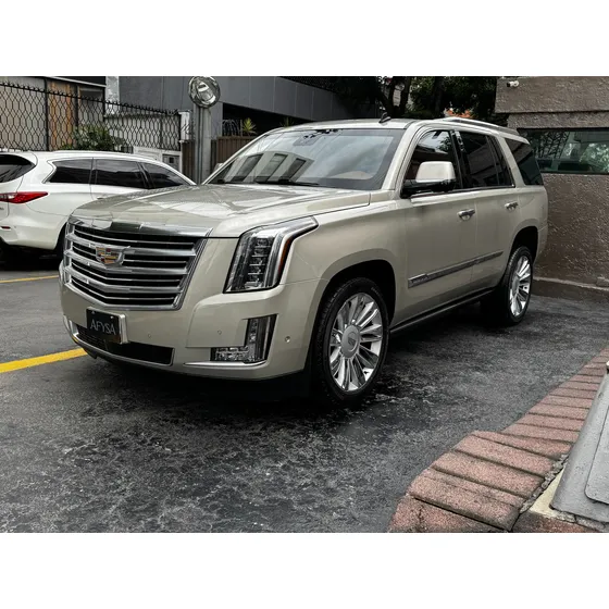Cadillac Escalade 6.2 Plinum 4x4 At