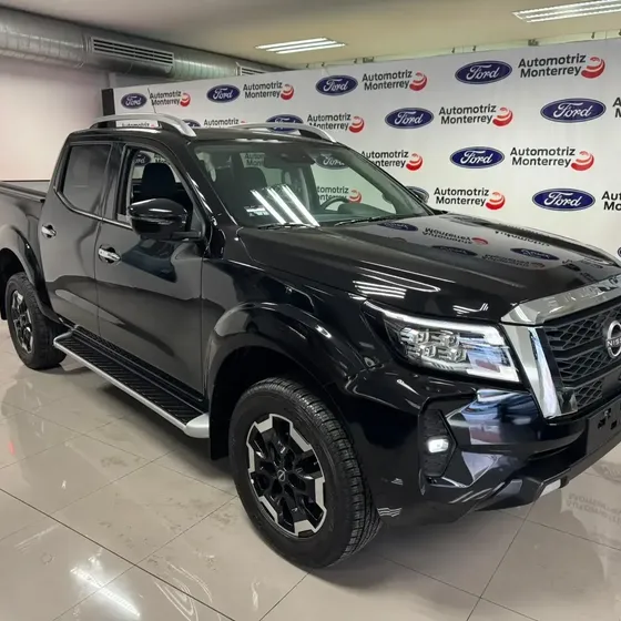 Nissan Frontier 2025 2.5 Doble Cabina Le Platinum At
