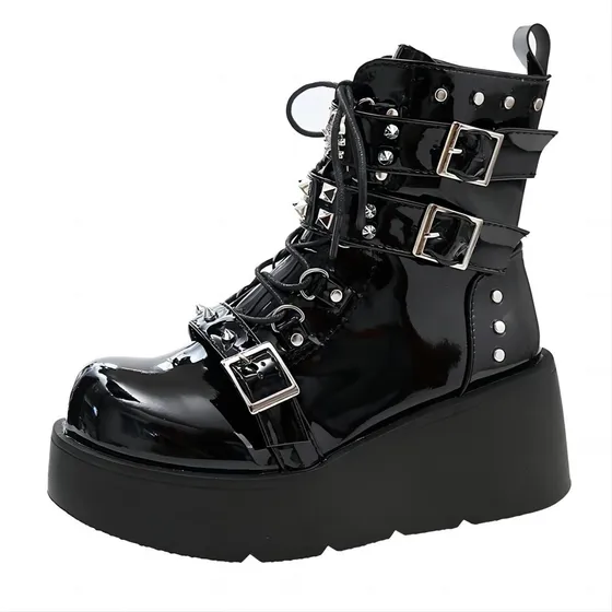 Botins Femininos Com Tachas E Botas Martens Com Fivela
