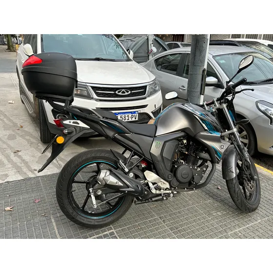 Fz Fi 150 Vendo Con Accesorios Parrilla Y Cajon Givi