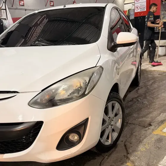 Mazda 2 2014 1.5 15na1 Sedan