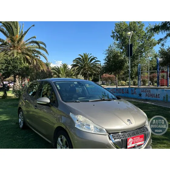 Peugeot 208 Allure 1.4 Hdi 208 Allure 1.4 Hdi