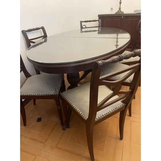 Juego De Comedor Usado Estilo Inglés Mesa Extensible