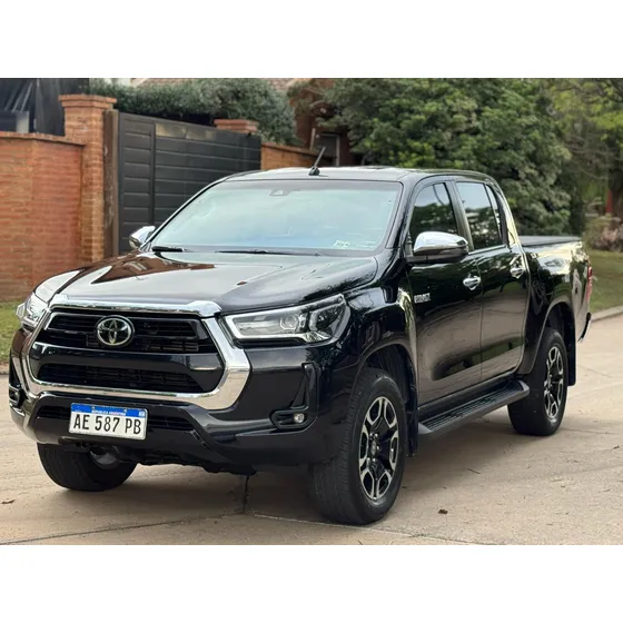 Toyota Hilux Pick-up 2.8 Cd Srx 177cv 4x2 At