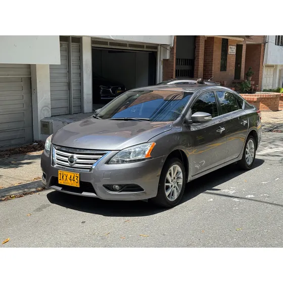 Nissan Sentra 1.8 Advance At