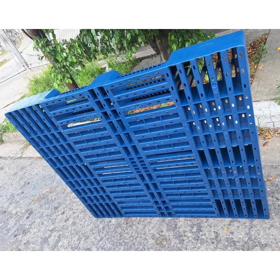 Paleta De Plástico Nueva A1 Color Azul Disponibles!!