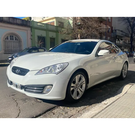 Hyundai Genesis 2.0 Coupe T 210cv Mt