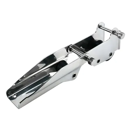 Suporte Púlpito Lançador De Âncora Articulado Com Rolete