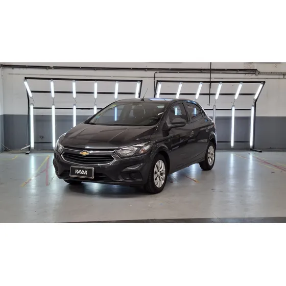Chevrolet Onix 1.4 Lt
