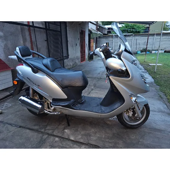 Scooter Kymco Gran Dink 150 Cc