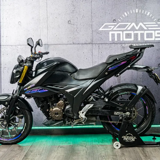 Suzuki Gixxer 250 2023