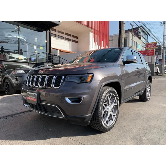 Jeep Grand Cherokee 3.6 Limited Lujo 4x2 Mt