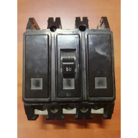 Breaker Superficial 3x60 Westinghouse