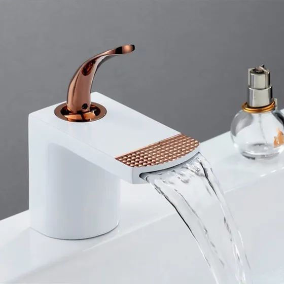 Grifo Monomando Para Lavabo Elegante Baño Agua Fria Caliente