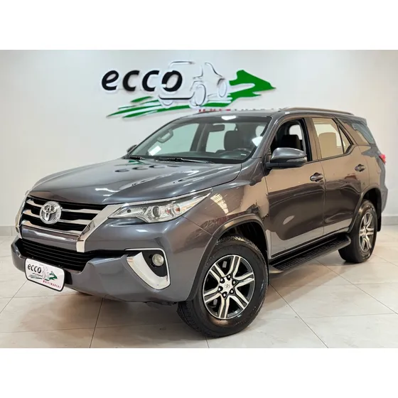 Toyota Hilux Sw4 Sr 4x2 2.7/ 2.7 Flex 16v Aut.