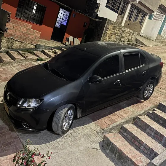 Renault Logan 2016 1.6 Privilege / Intens
