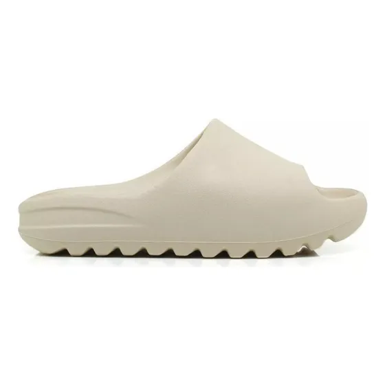 Preciosas Zapatillas Para Parejas En Casa.