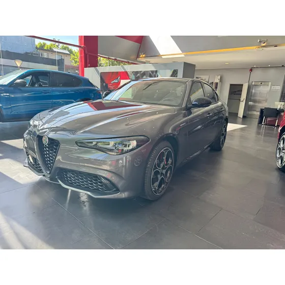 Alfa Romeo Giulia 2.0 280cv Veloce