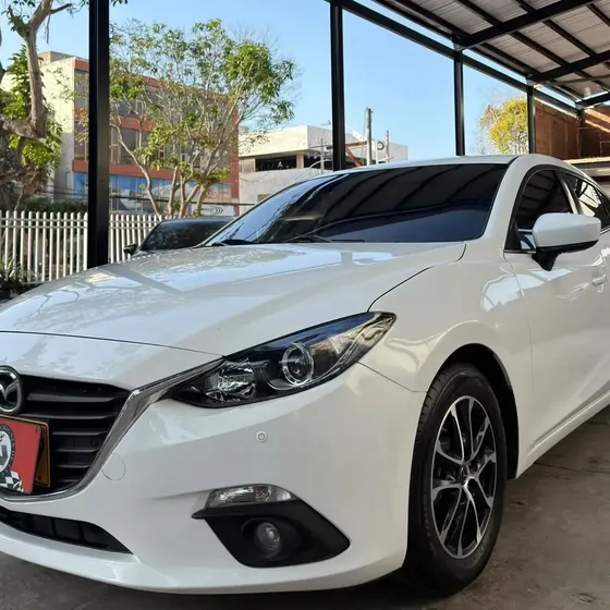Mazda 3 2015 2.0 Touring