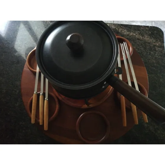 Juego Para Fondue Con Base De Madera Rotativa