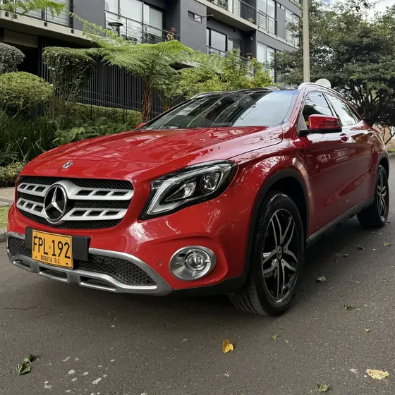 Mercedes-Benz Clase Gla 2019 1.6 200 Urban