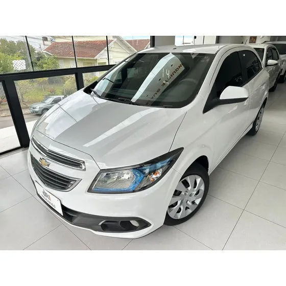 Chevrolet Onix 1.0 Mpfi Lt 8v Flex 4p Manual