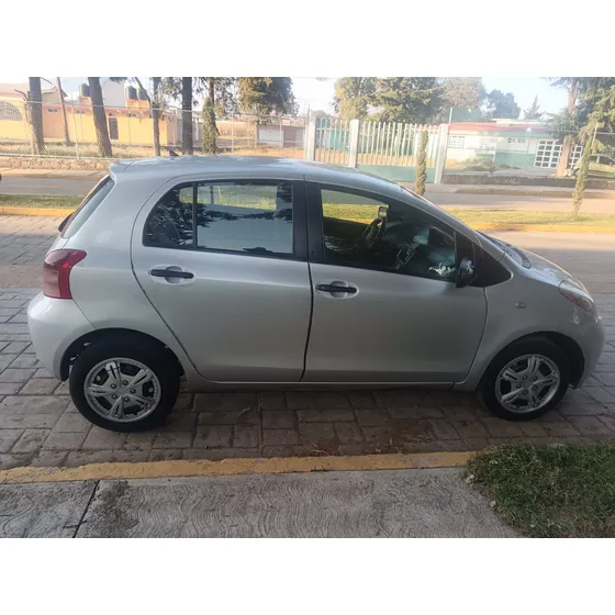 Toyota Yaris 1.5 Hb 5dr At Core