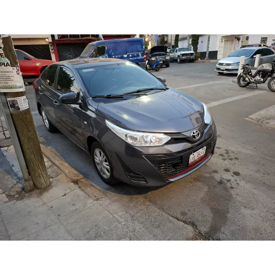Toyota Yaris 1.5 Core At Sedan Cvt