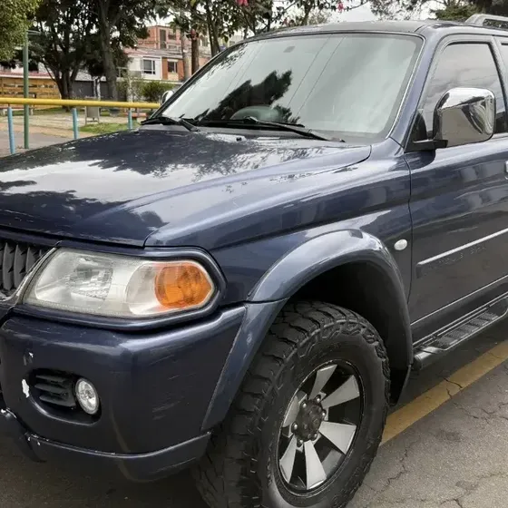 Mitsubishi Nativa 2008 3.0 Gls