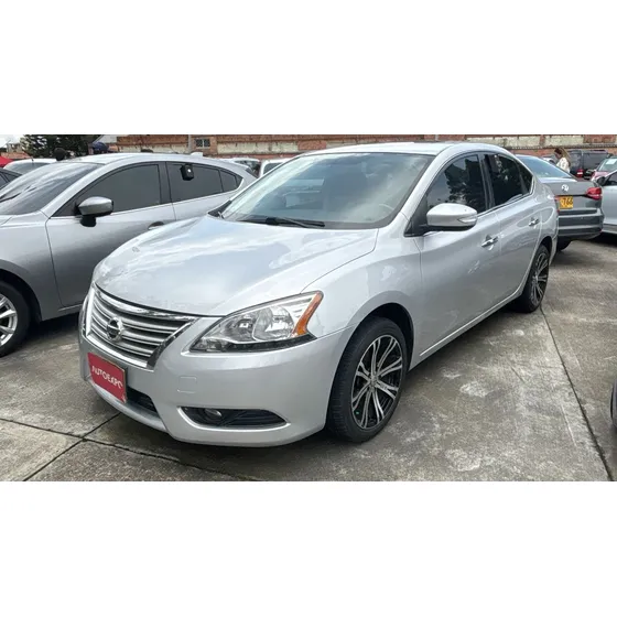Nissan Sentra Exclusive Aut 1,8