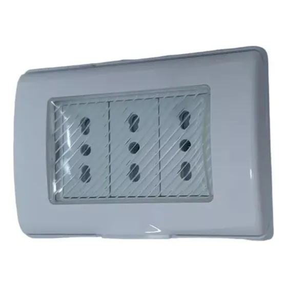 Tomacorriente Embutido Triple 10/16a Exterior Ip55 250v Sec