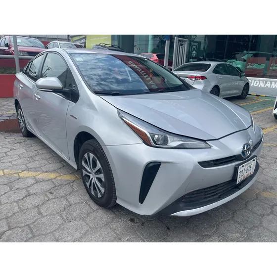 Toyota Prius 1.8 Base Cvt