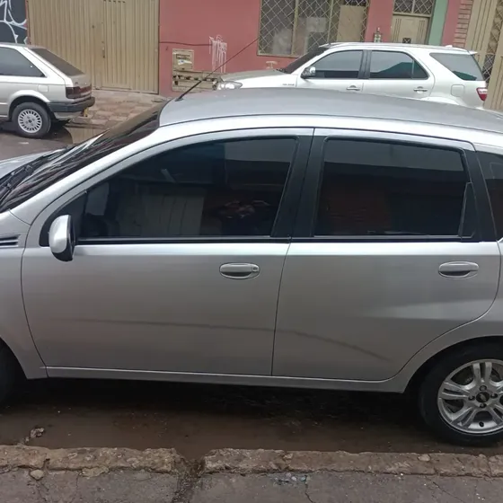 Chevrolet Aveo Emotion 2012 1.6 Gt