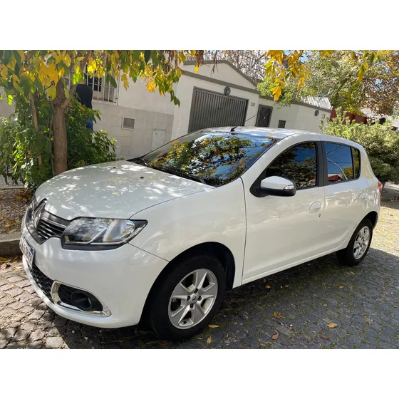 Renault Sandero 1.6 Privilege 105cv