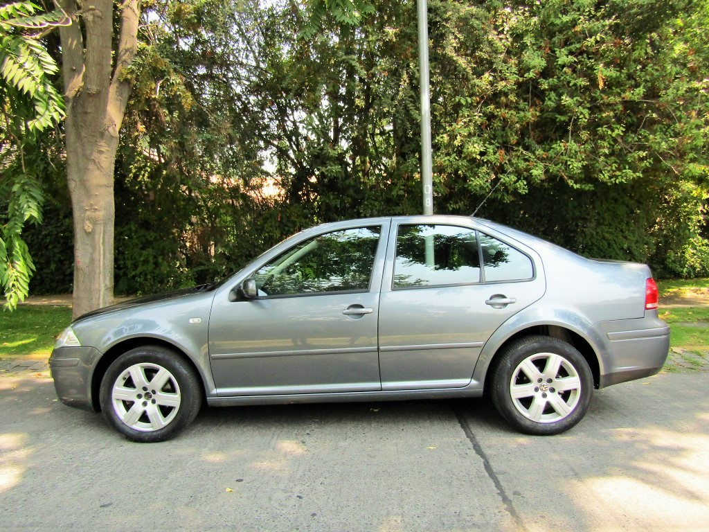 Volkswagen Bora Trendline Sky 2.0 2012