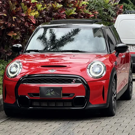 Mini Cooper S 2022 2.0 Chili At 5p