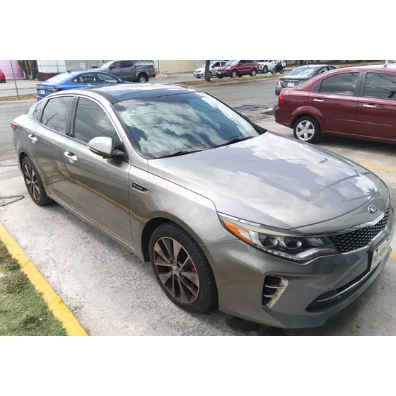 Kia Optima 2.0 L Turbo Gdi Sxl At