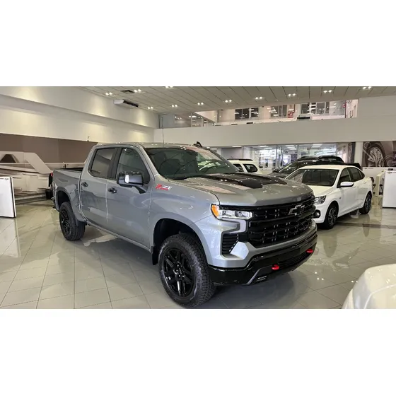Chevrolet Silverado Chevrolet Silverado Z71 Trail Boss Motor V8 10 Velocidades Automatica 5.3 360cv 4x4