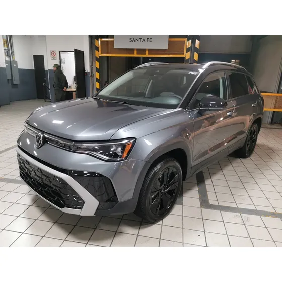 Volkswagen Taos 1.4 Tsi Highline At