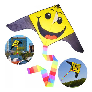 Pipa Sorriso Em Poliester Importada + 40 Mts Linha D Nylon Pipa Sorriso Em Poliester Importada + 40 Mts Linha D Nylon